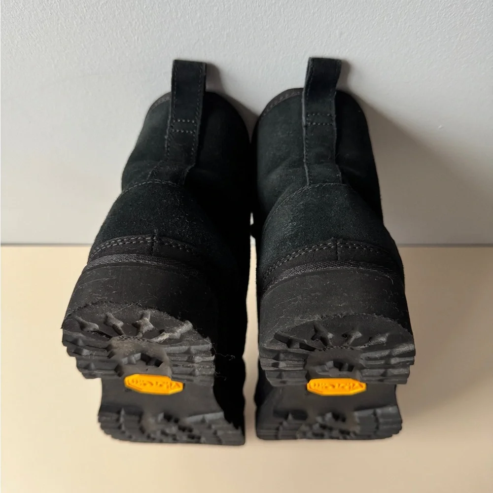 UGG Men’s Harkland Boots Size 7